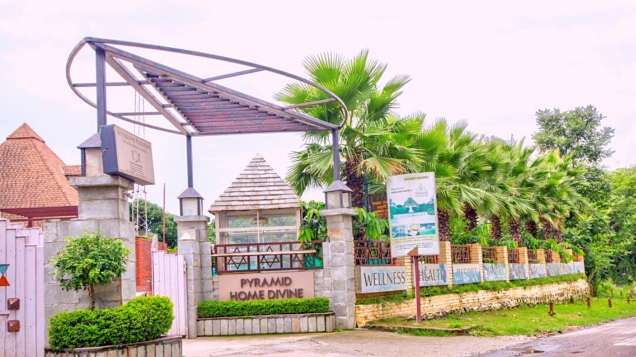 Pyramid Home Divine - A Wellness Resort Dehradun Exterior foto